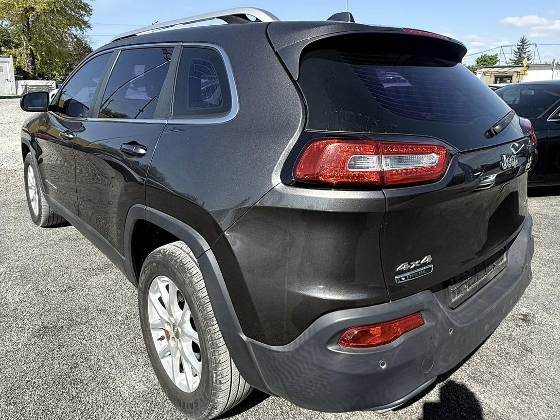 
								Jeep Cherokee 2015 full									