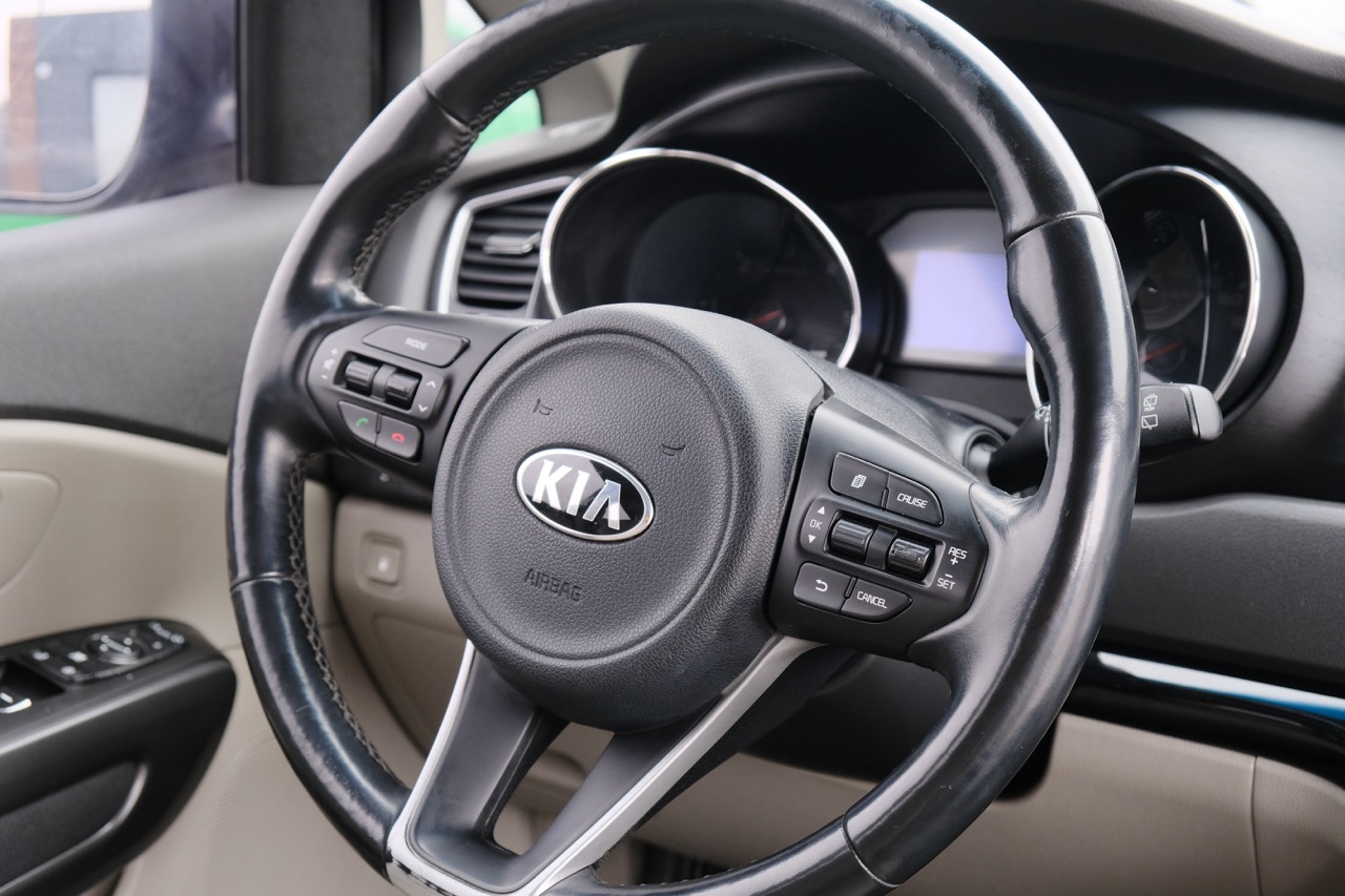 
								KIA Carnival 2018 full									