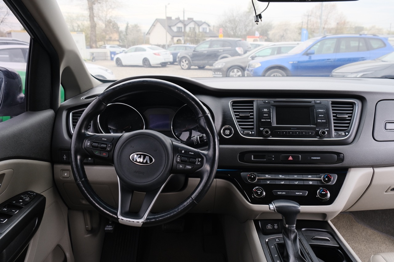 
								KIA Carnival 2018 full									