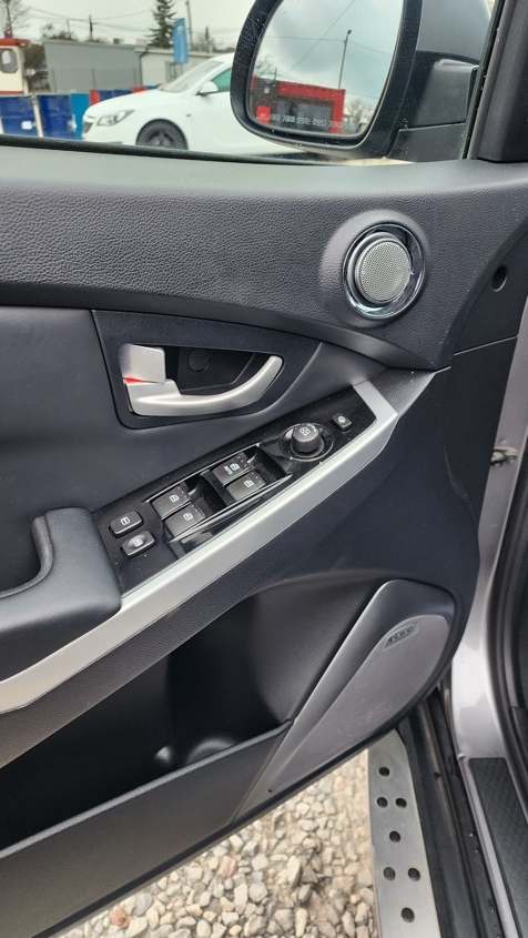 
								Ssangyong Korando full									