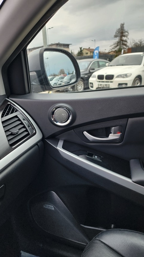 
								Ssangyong Korando full									