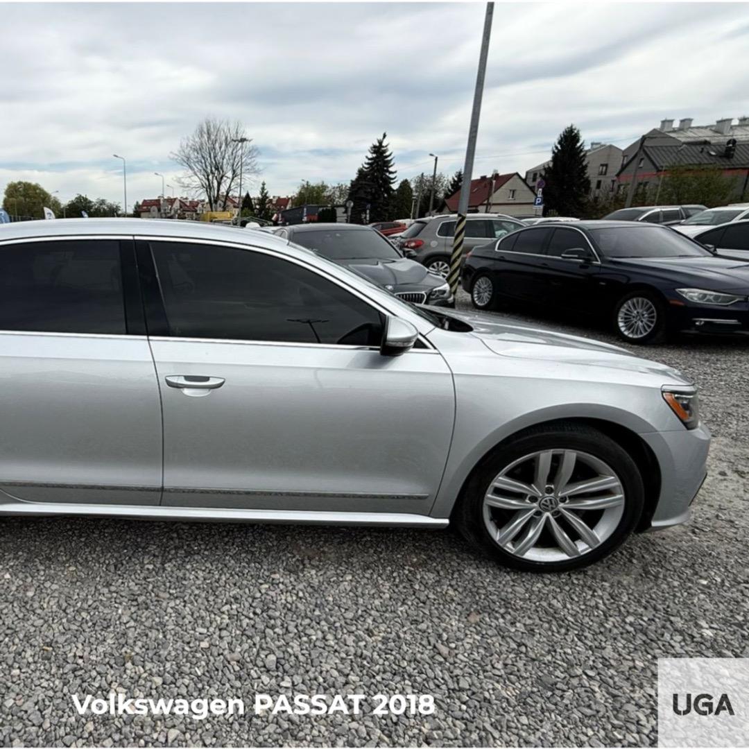 
								Volkswagen PASSAT 2018 full									