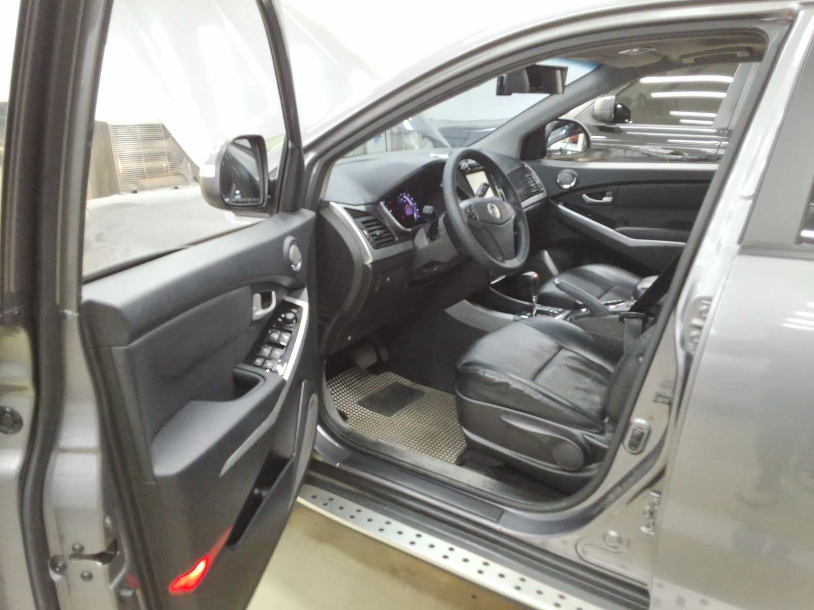 
								Ssangyong Korando full									