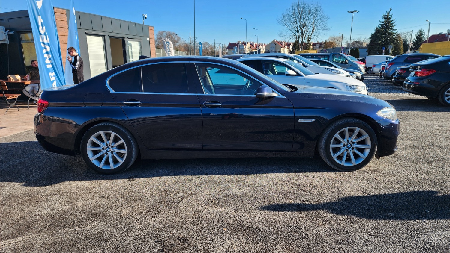 
								BMW 5 Series full									