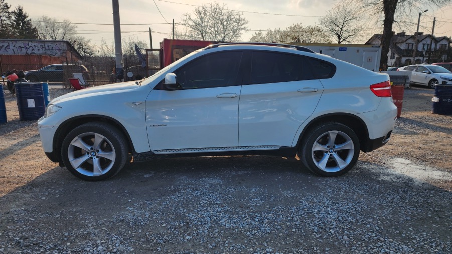 
								BMW X6 full									