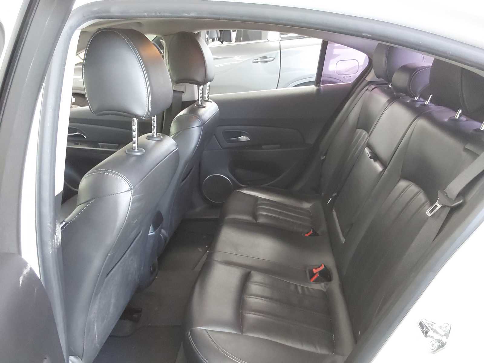 
								Chevrolet CRUZE full									