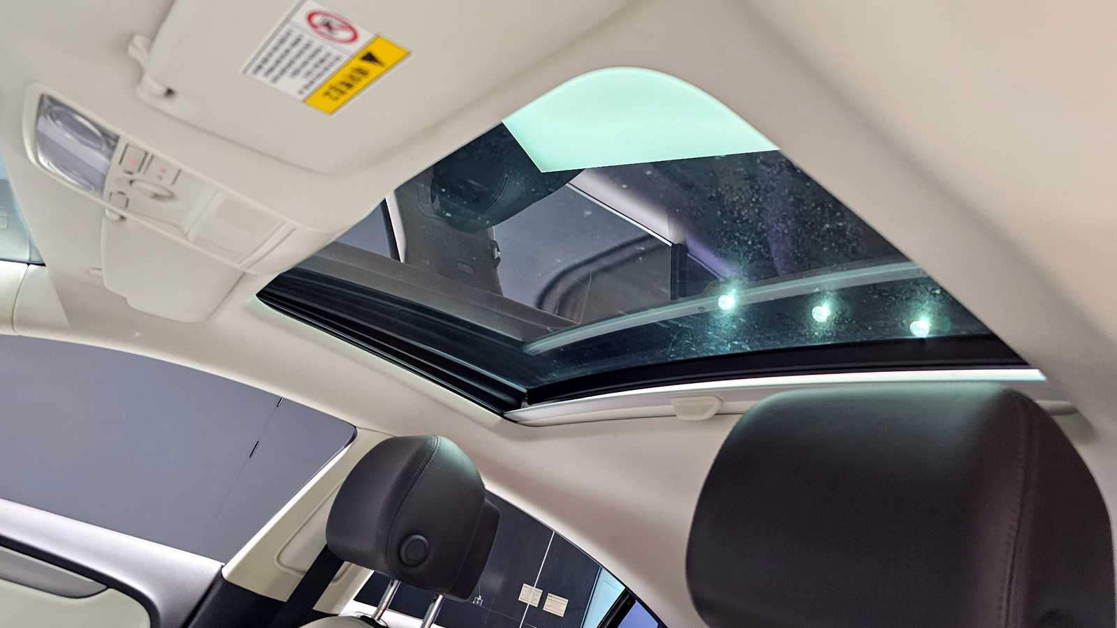 
								Volkswagen CC 2015 full									