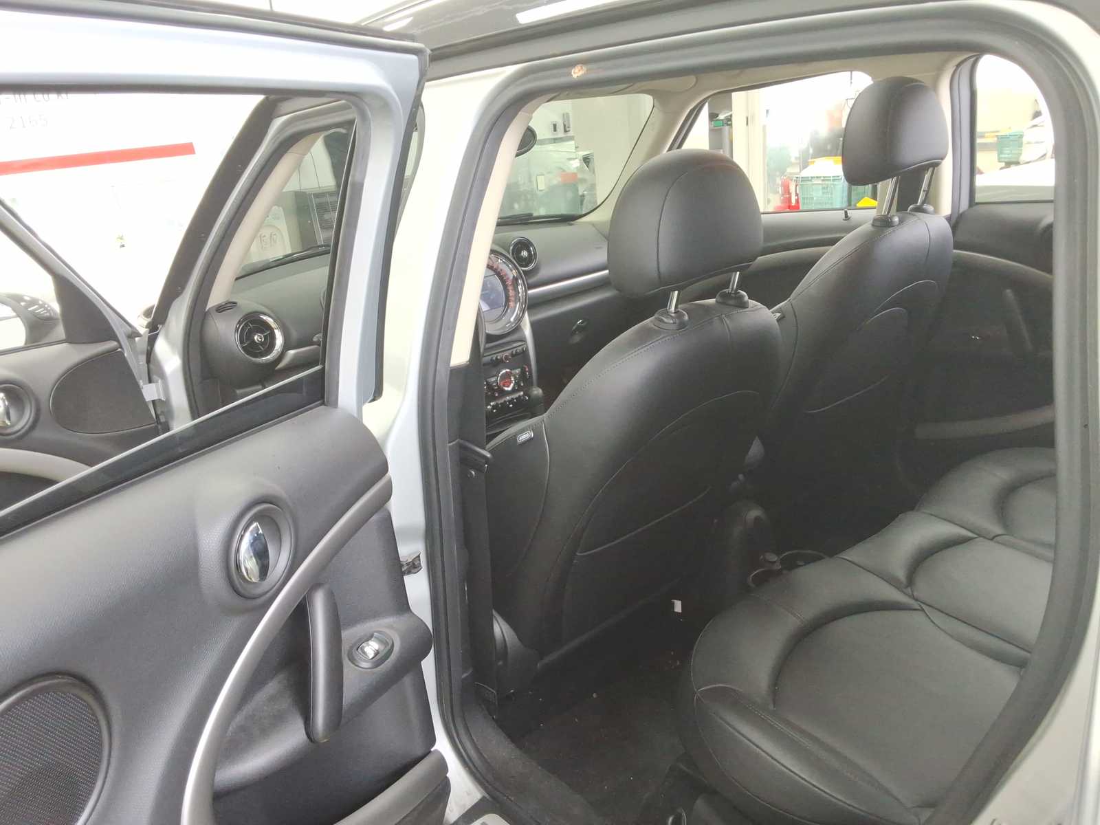 
								Mini COOPER 2016 full									