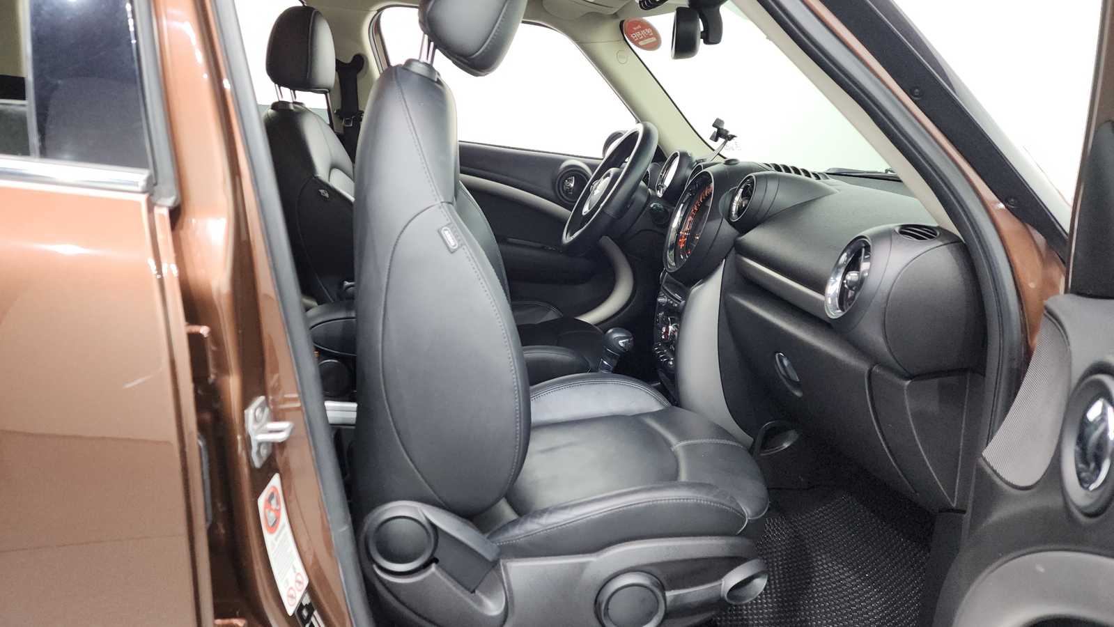 
								Mini COOPER 2015 full									