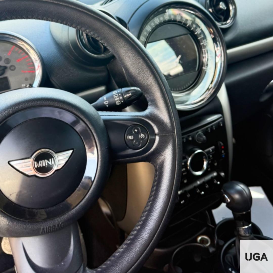 
								Mini Cooper 2015 2.0 Diesel full									