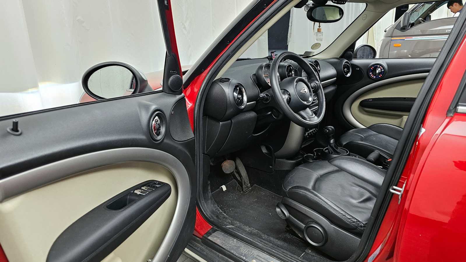 
								Mini COOPER 2015 full									