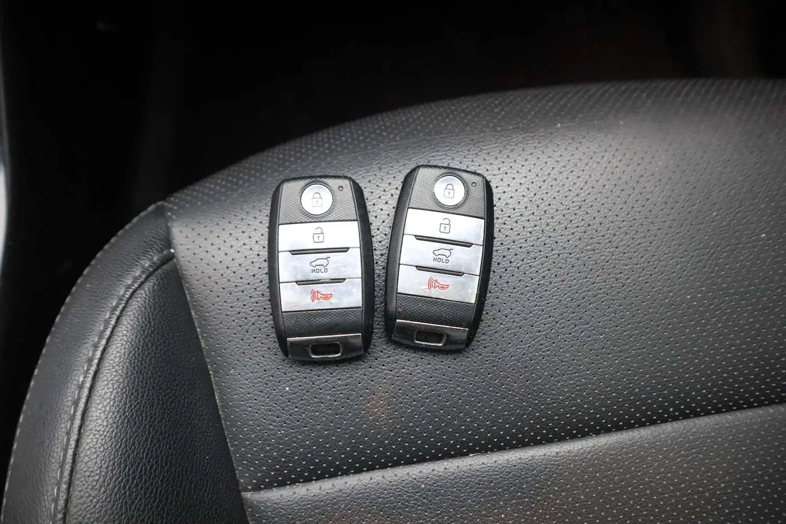 
								KIA Sorento 2015 full									