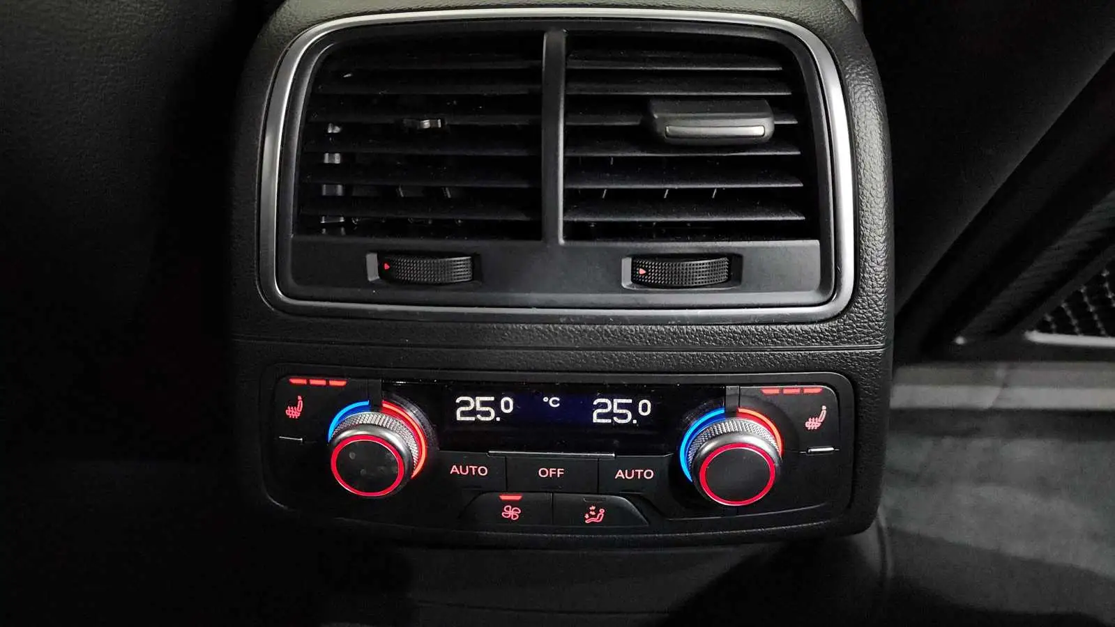 
								Audi A6 2015 full									