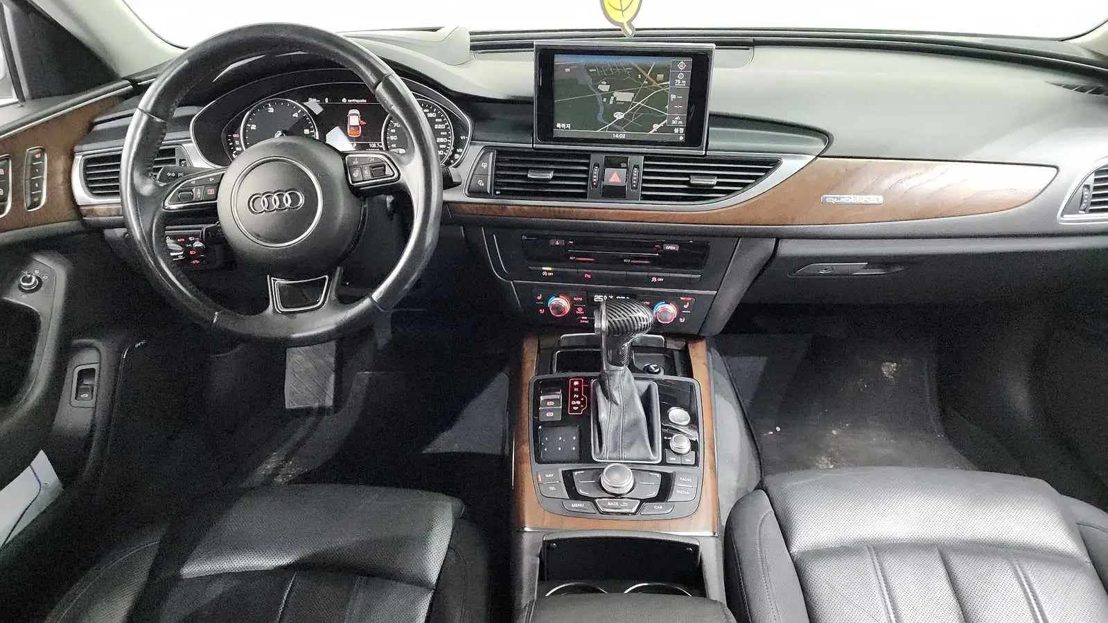 
								Audi A6 2015 full									