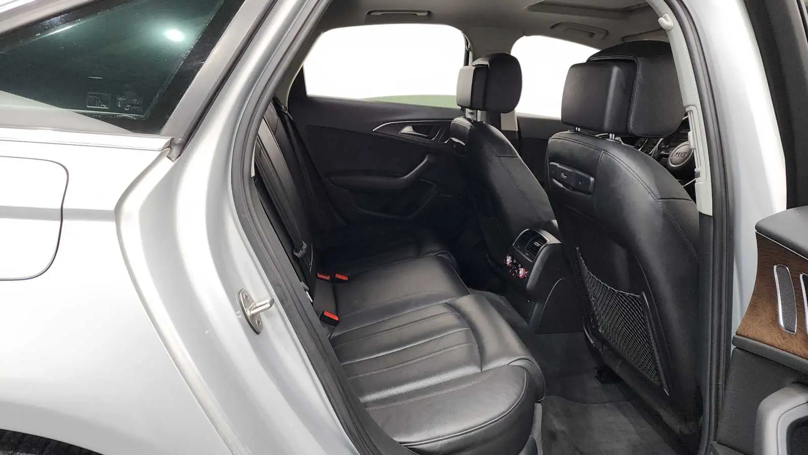 
								Audi A6 2015 full									
