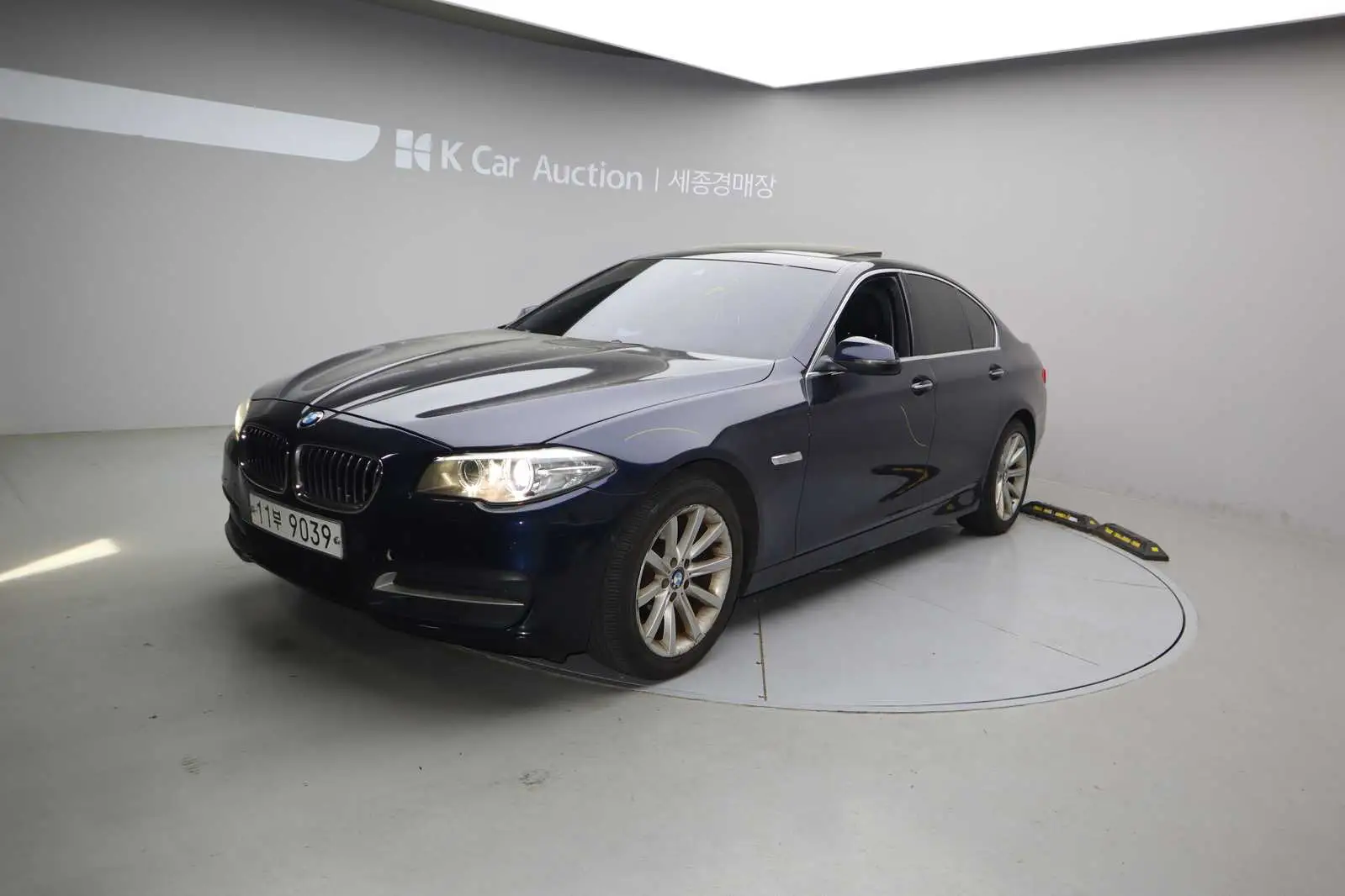 BMW f10 5 Series 2015